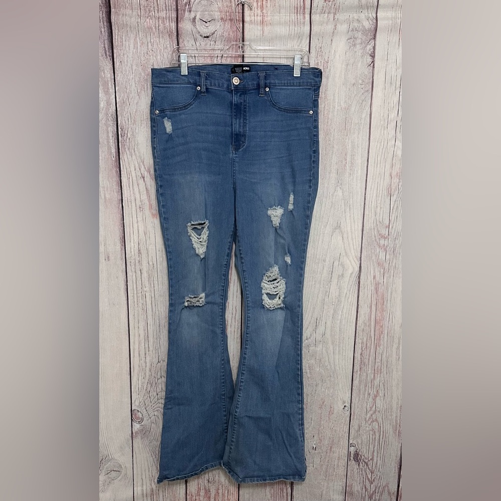 Fashion nova jeans 💕